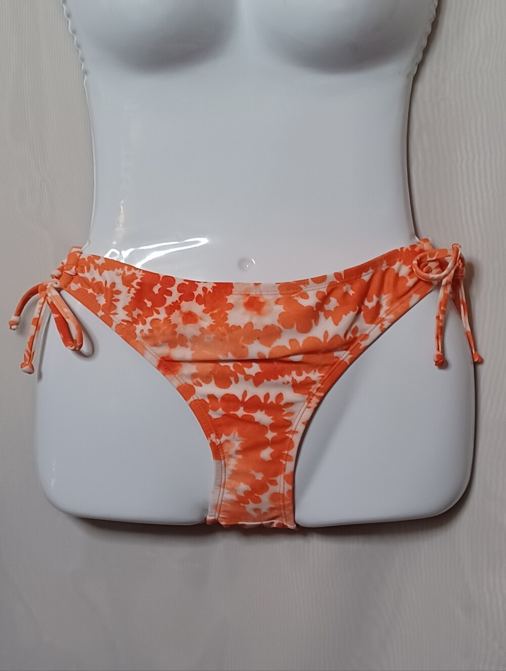 Bisou Bisou Orange and White Abstract Pattern Swim Bottoms. Size L